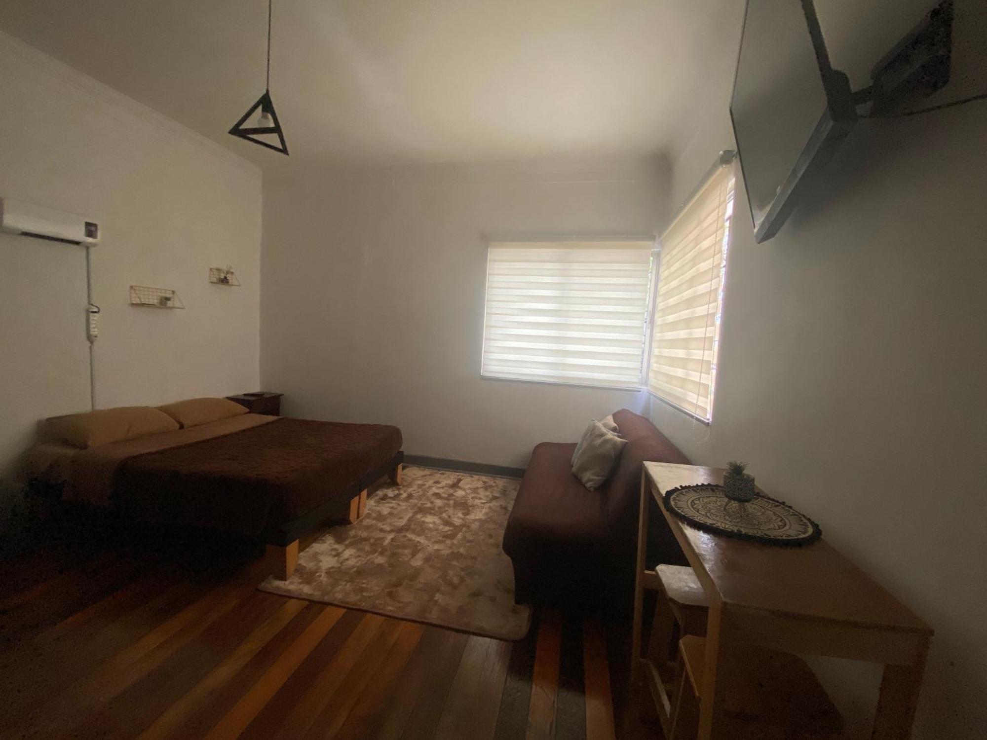 2 Con Bano Compartido En Providencia Casa Santiago del Cile